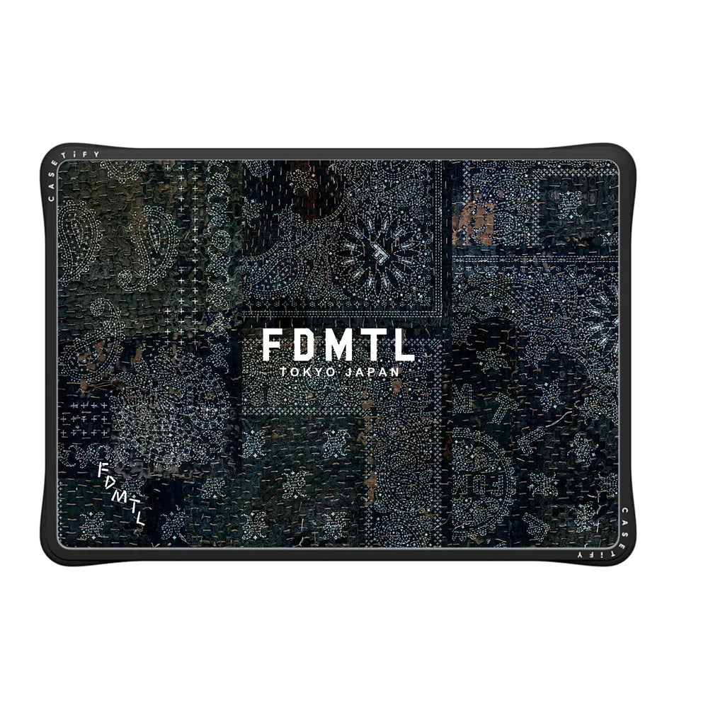 Sashiko Paisely Laptop Case | Image 1