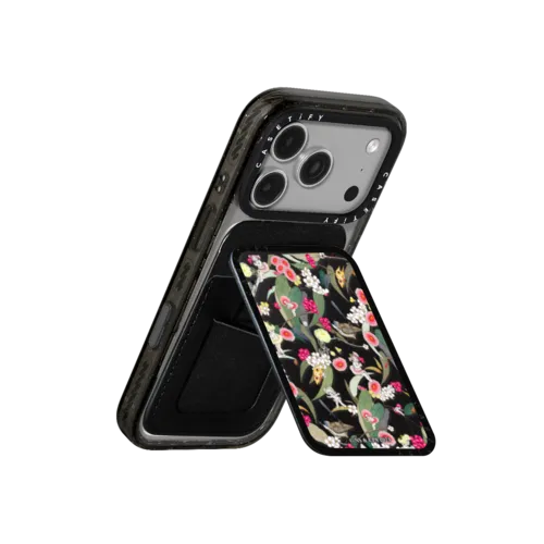 Native Berries | Snappy Cardholder Stand / Snappy Cardholder Stand MagSafe Compatible / Black | Image 3