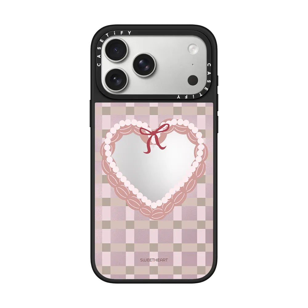 Sweetheart checkered case | Image 1
