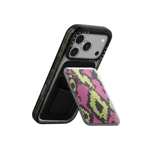 Pink Green Heart Snake Print | Snappy Cardholder Stand / Snappy Mirror Cardholder Stand MagSafe Compatible / Silver | Image 3