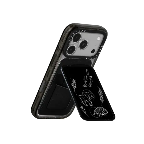 Australia by Bella Rose Art | Snappy Cardholder Stand / Snappy Cardholder Stand MagSafe Compatible / Black | Image 3