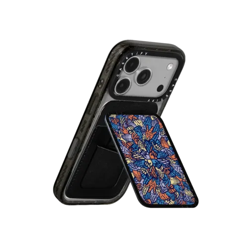 Balanced Hands | Snappy Cardholder Stand / Snappy Cardholder Stand MagSafe Compatible / Black | Image 3