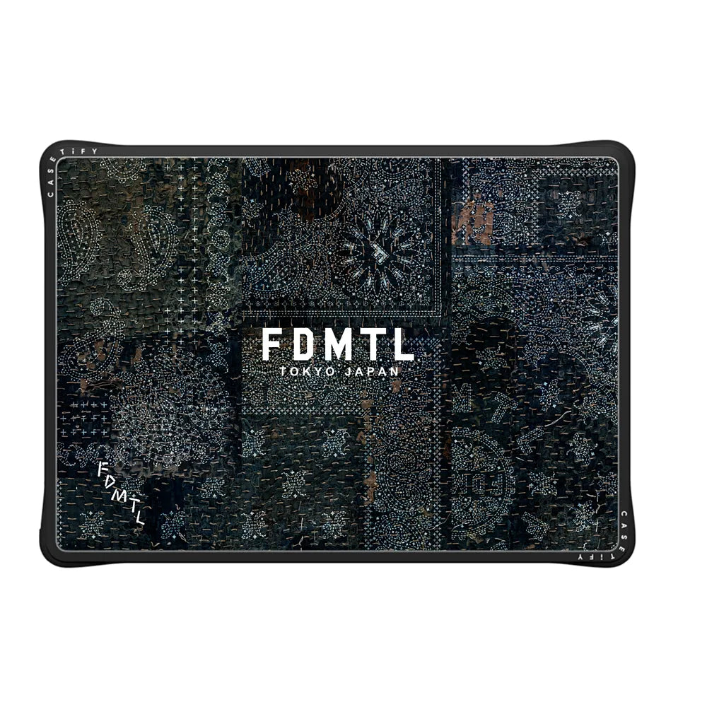 Sashiko Paisely Laptop Case | Image 1