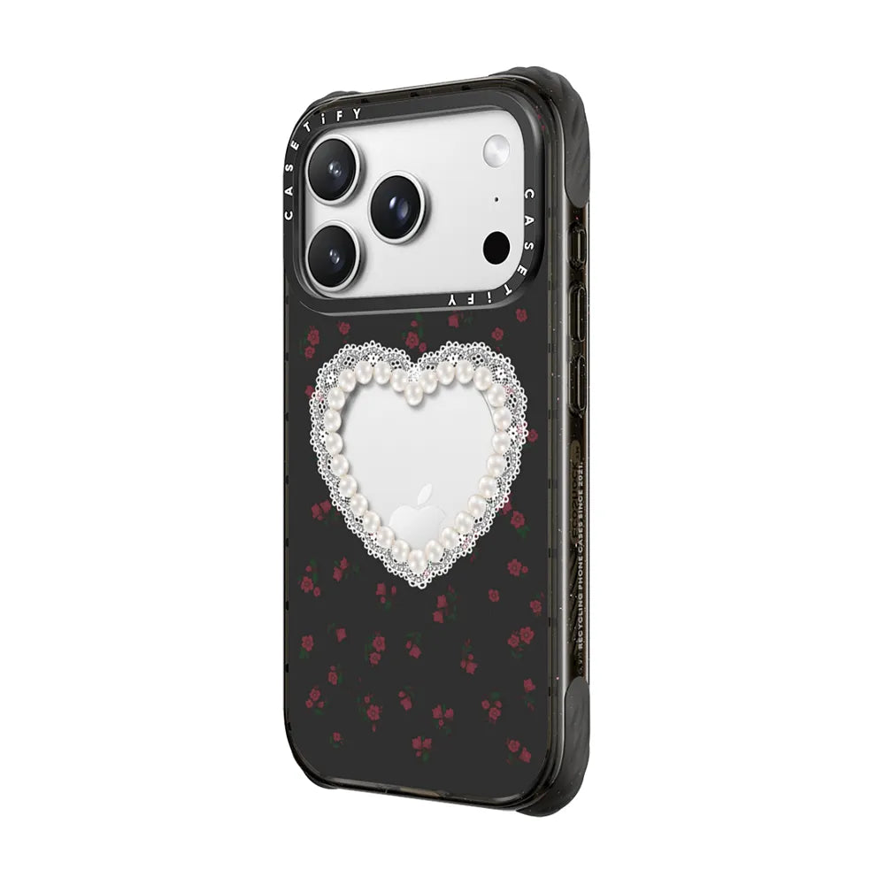 Gothic Pearly Heart