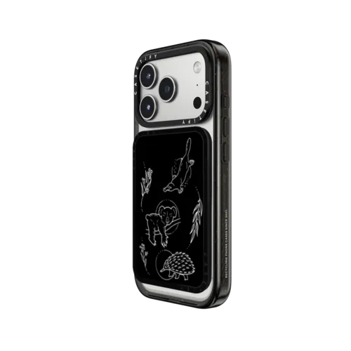 Australia by Bella Rose Art | Snappy Cardholder Stand / Snappy Cardholder Stand MagSafe Compatible / Black | Image 2