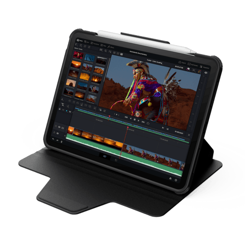 Corazon de Fer in Teal | iPad Pro 11-inch (3rd/4th gen) / iPad Impact Folio Case / Black | Image 4